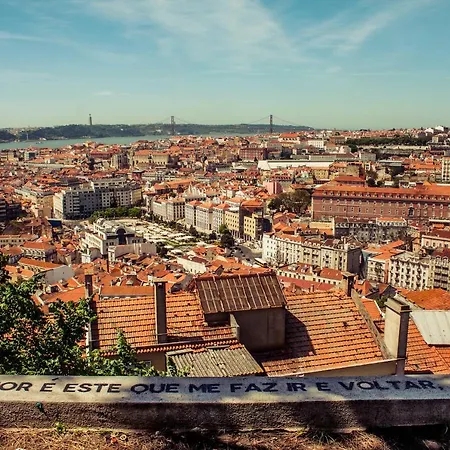 Charming In Private At Graca Διαμέρισμα