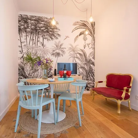 Charming In Private At Graca Apartment