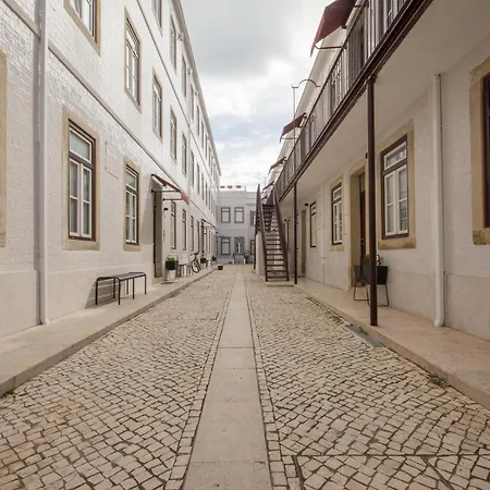 Charming In Private At Graca Лісабон